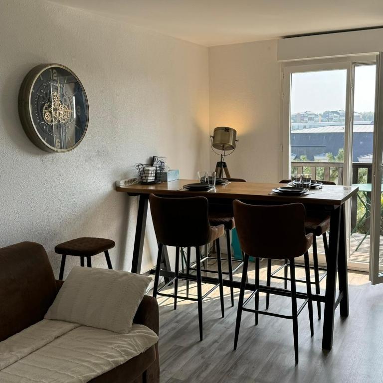 Cabourg: Appartement 2 Pièces, Proche Plage, Balcon, WiFi - FR-1-487-374 - Apartamento - 1