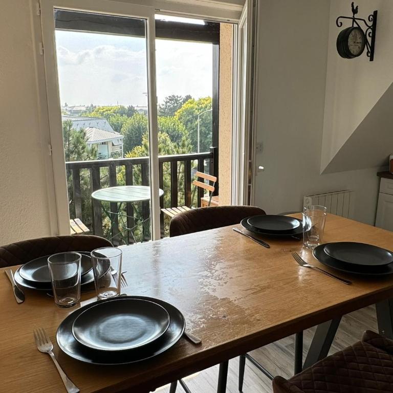 Cabourg: Appartement 2 Pièces, Proche Plage, Balcon, WiFi - FR-1-487-374 - Apartamento - 3