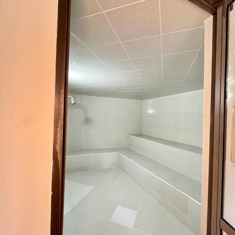 Room in BB - Suite Presidencial en hotel proximo al aeropuerto - Habitación Familiar - 28