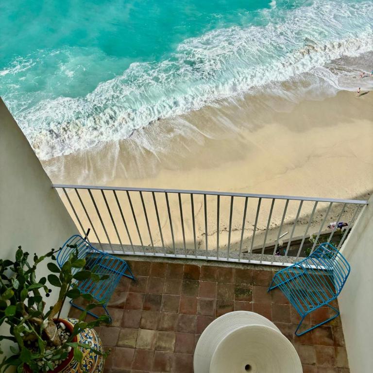 S'O Suites Tropea - Three-Bedroom Apartment with Ocean View - 18