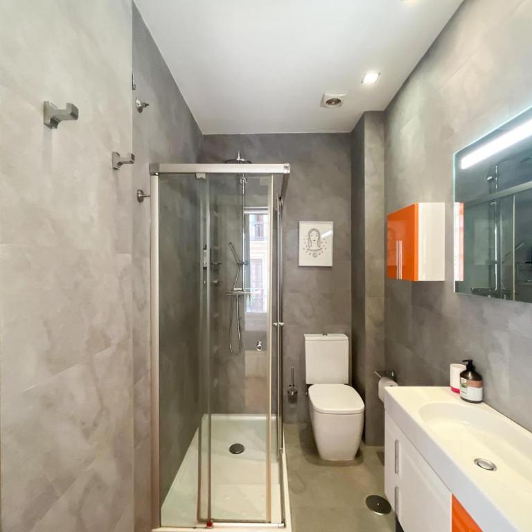 Apartamento La Nobleza Catedral - Apartamento de 2 dormitorios con balcón - 12