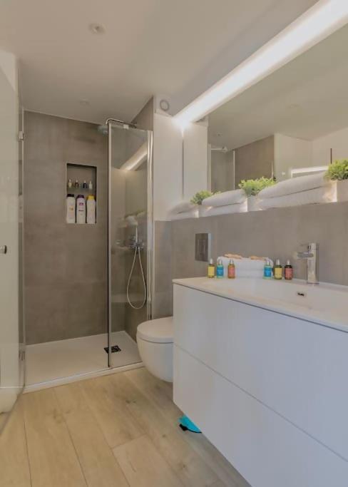 Location Location Location (F42) - Two-Bedroom Apartment - 71