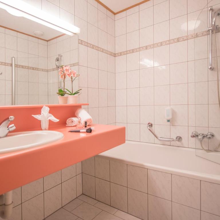 Landhotel Älpili - Standard Suite mit Doppelbett - 3