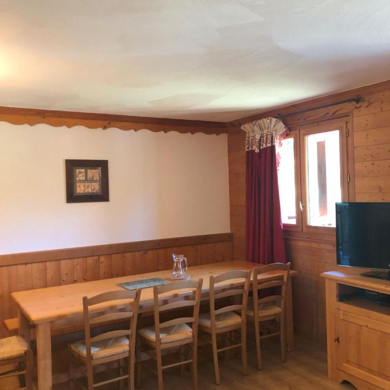 Superbe appartement 8 personnes au pied des pistes - Appartement - 6