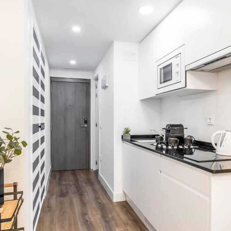 BEST LOCATION IN THE CITY OF MADRID! 166 - Apartamento de 1 dormitorio - 14