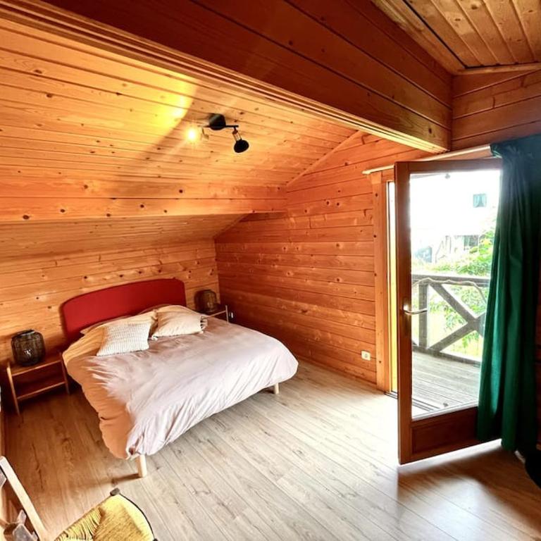 Maison en bois en 2ème ligne - Maison 3 Chambres - 17