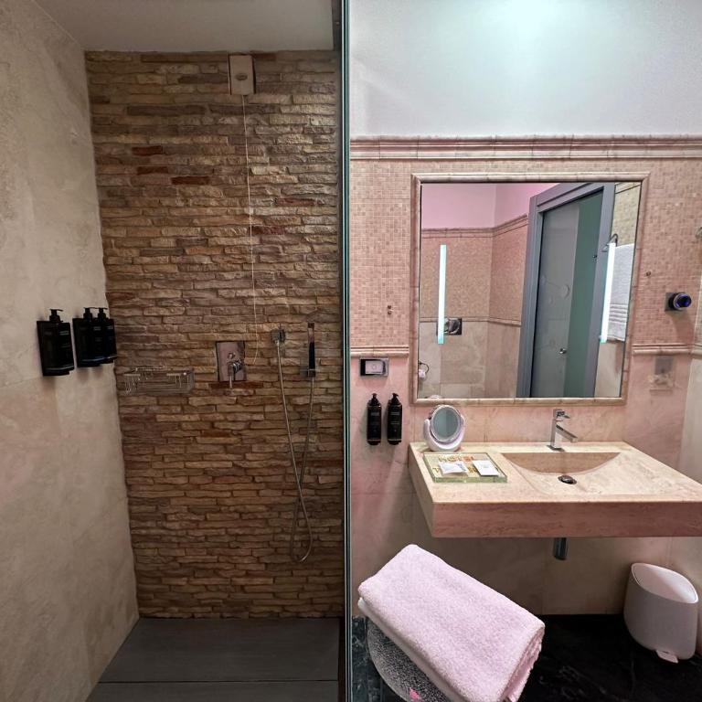 Hotel Trecento - Camera Singola Ampia - 1