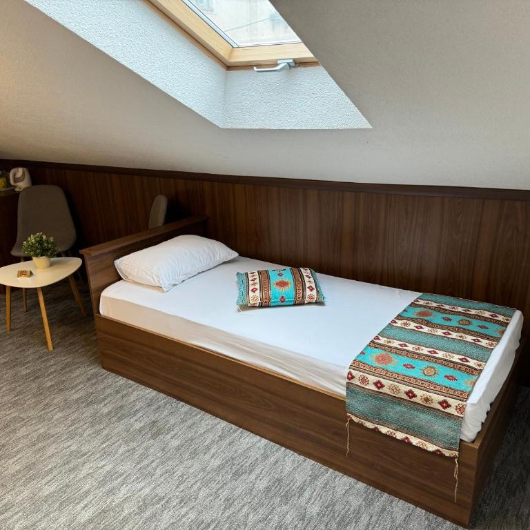 Apartments HAN Alifakovac-Sarajevo - Economy Dvokrevetna Soba sa Bračnim Krevetom/Zasebnim Krevetima - 12