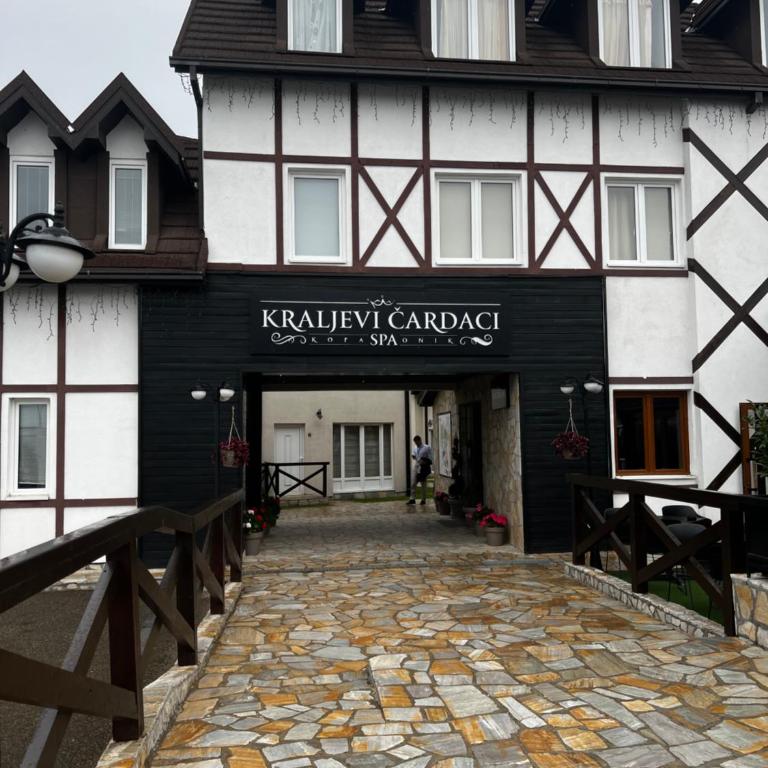 Apartman Maximus Kraljevi Čardaci - Apartman sa 1 Spavaćom Sobom - 9