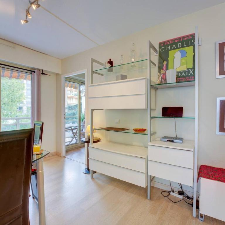 Elegant Apt w/2 Terraces/Mins to Beach & Shops - Appartement Supérieur - 2