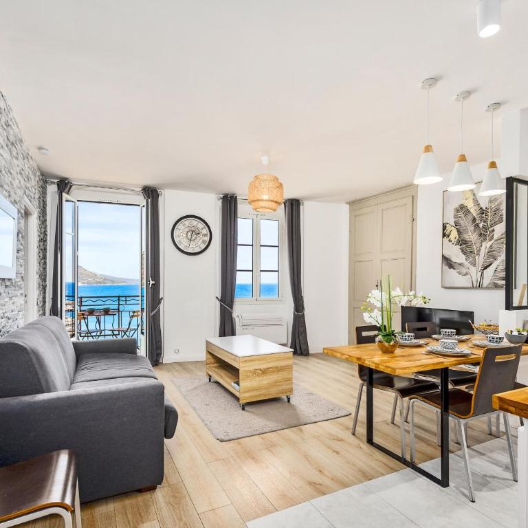 "Rue Longue" Vue Mer, Spacieux, Rénové - Appartement 2 Chambres - 7