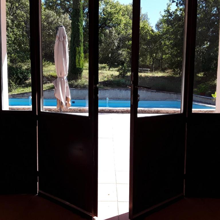 Domaine en Provence Gîte la Ferrandiere - Maison 2 Chambres - 24