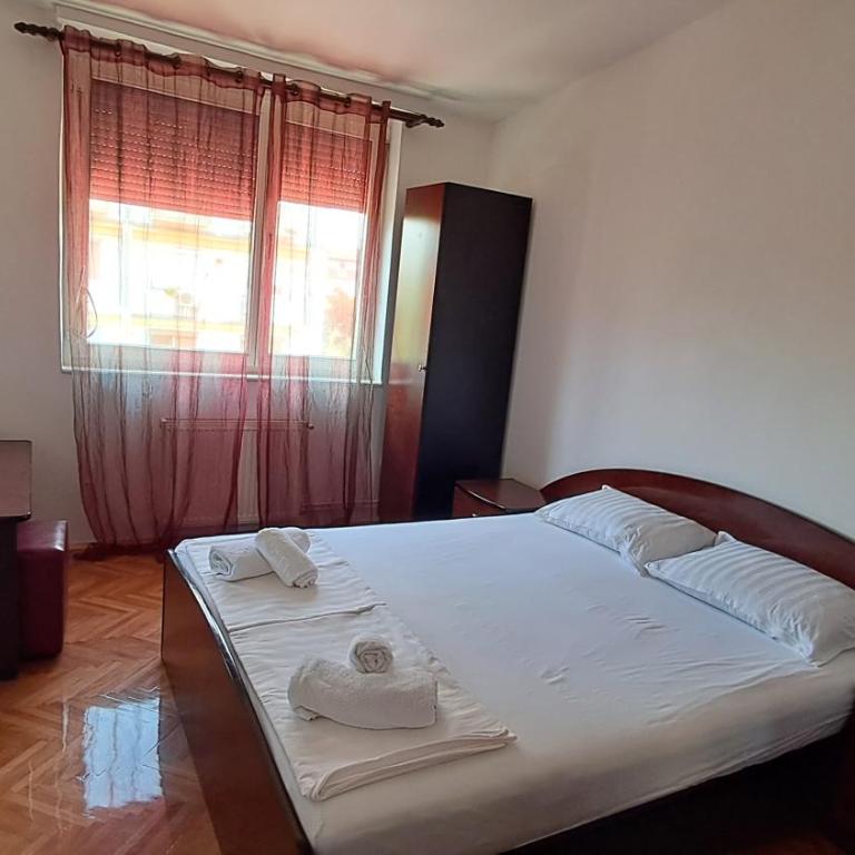Central Lake Apartment - One-Bedroom Apartment - 15
