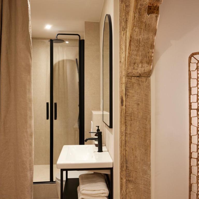 Stylish 2BR & 2BA with private terrace - Appartement 2 Chambres - 24