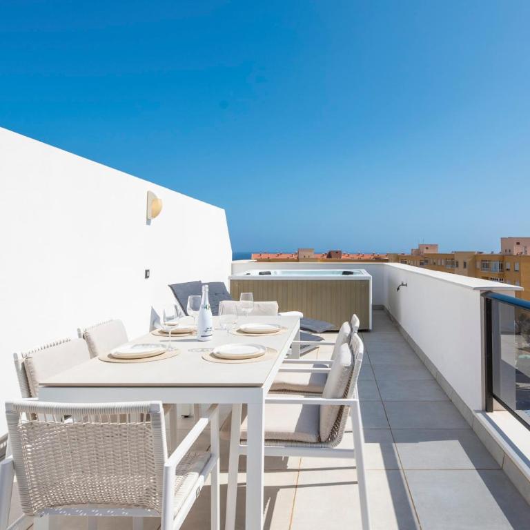 MEDANO4YOU Westside Penthouse - Apartamento de 2 dormitorios con balcón y terraza - 29
