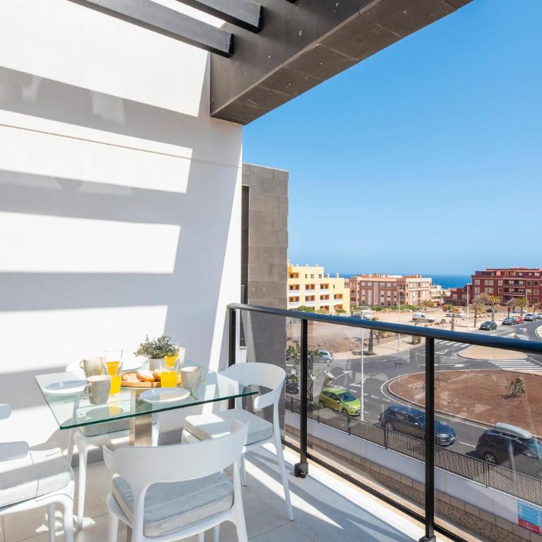 MEDANO4YOU Westside Penthouse - Apartamento de 2 dormitorios con balcón y terraza - 10