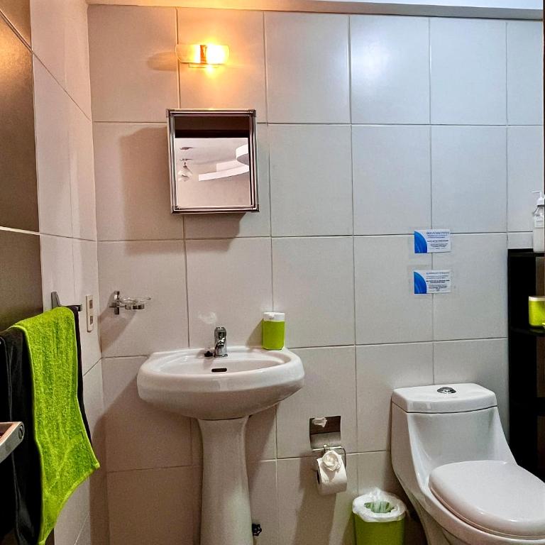 Gem in Calacoto Centric Warm with washer 2 blocks to Ave - Apartamento de 1 dormitorio - 44