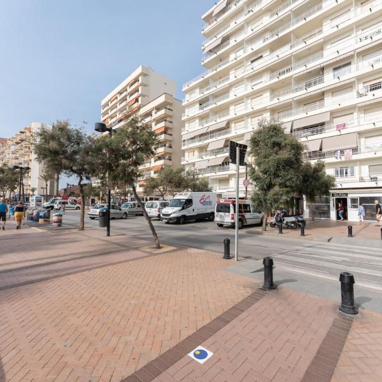 MalagaSuite Impressive Seaviews Fuengirola - Two-Bedroom Apartment with Terrace and Sea View - 39