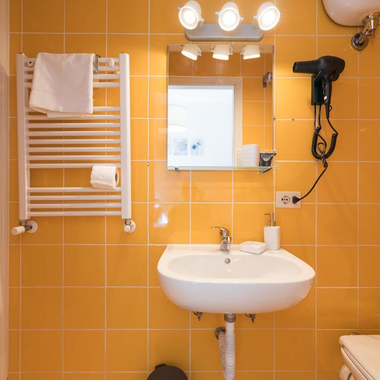 Barletta Vatican Rooms - Doppelzimmer mit eigenem Bad - 8