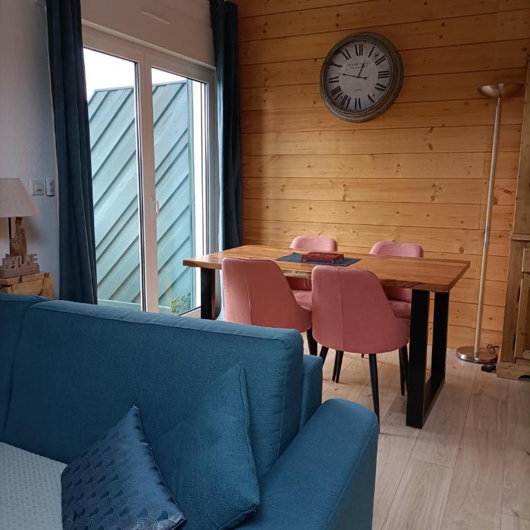 Appartement GERARDMER - Magnifique vue sur le lac - 2 adultes et 2 enfants pour 5 nuits minimum - Appartement 2 Chambres - 13