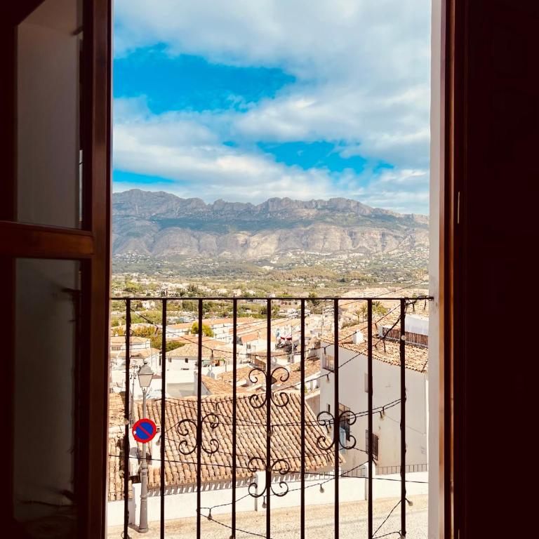 Above the Iconic Portal Vell - Apartamento de 2 dormitorios con balcón - 28