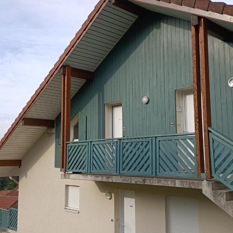 Appartement GERARDMER - Magnifique vue sur le lac - 2 adultes et 2 enfants pour 5 nuits minimum - Appartement 2 Chambres - 20