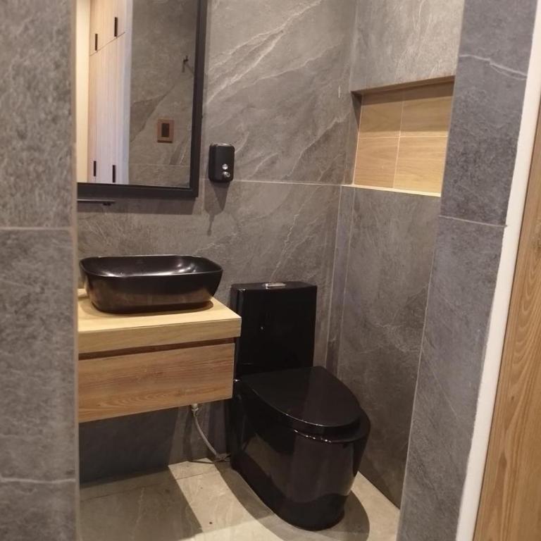 Suites Plaza Burgos - Habitación Doble Deluxe con balcón - 2