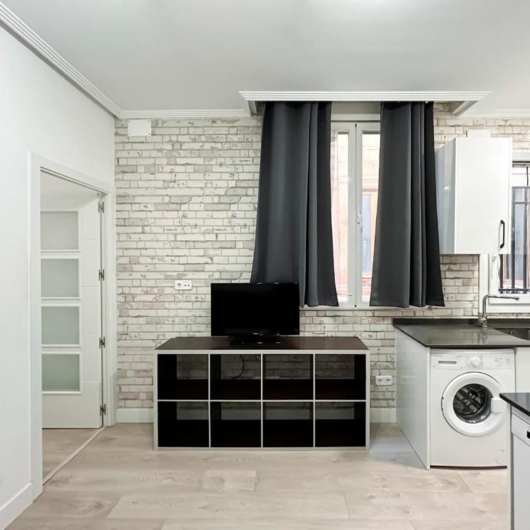 Vibrant Madrid - Apartamento en pleno centro, AC - One-Bedroom Apartment - 8