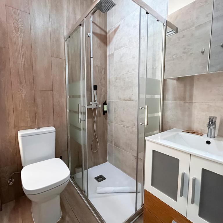 Vibrant Madrid - Apartamento en pleno centro, AC - One-Bedroom Apartment - 10