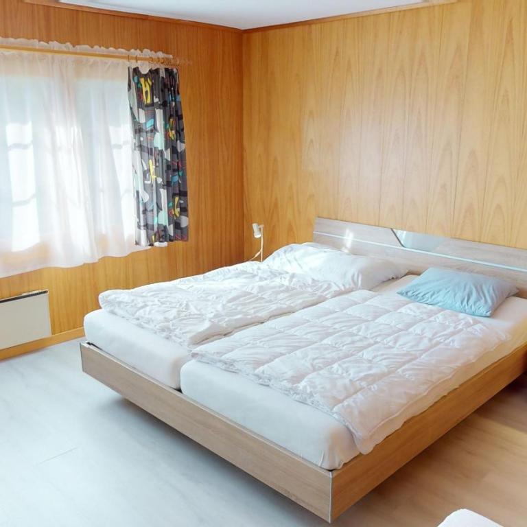 Chalet Bürcher - Two-Bedroom Chalet - 7