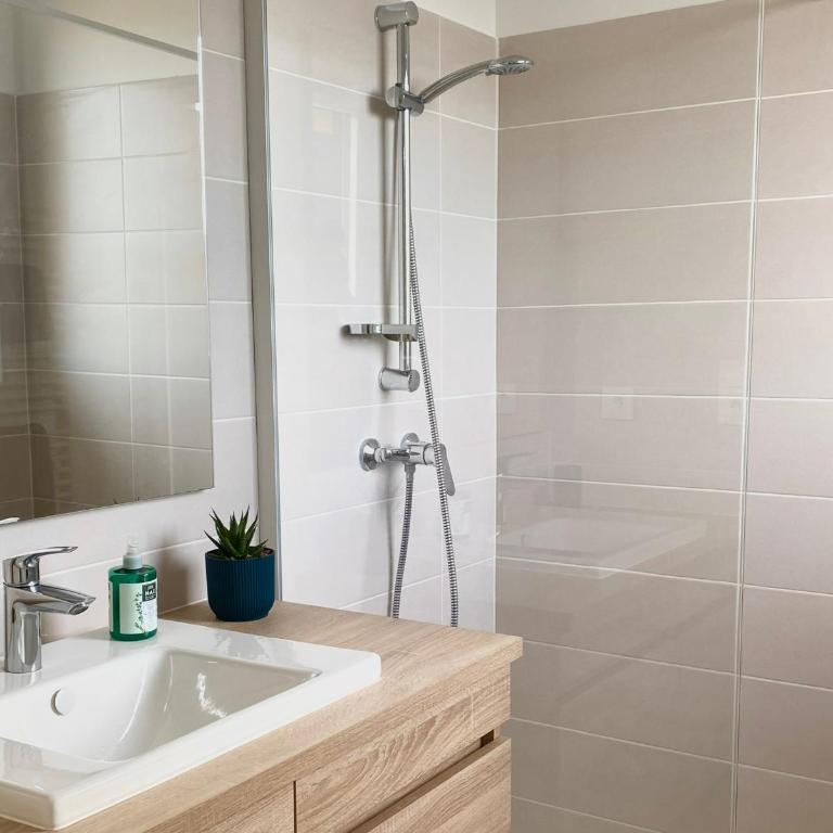 Appartement Vista Mare Sète - vues mer et étang - parking - Apartamento de 1 dormitorio - 8