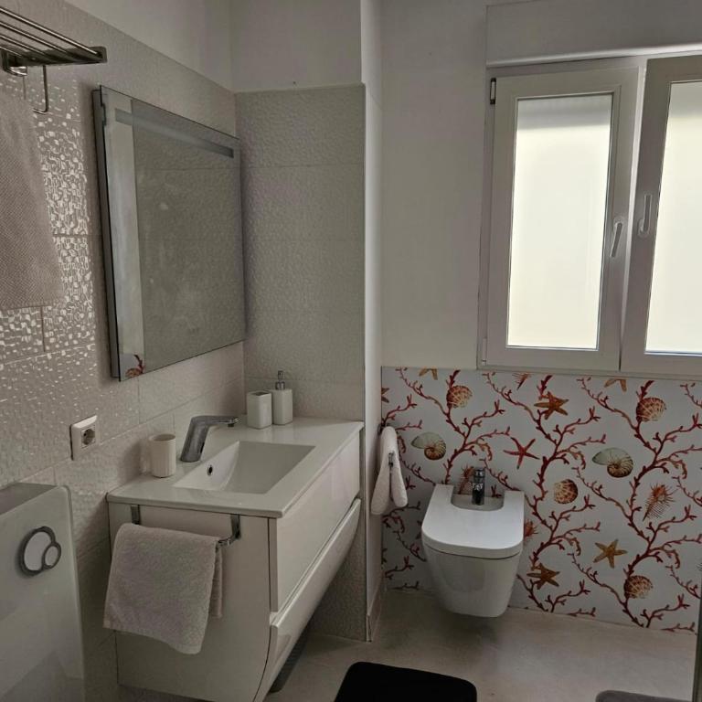 Andreas Apartment Alicante - Two-Bedroom Apartment - 11