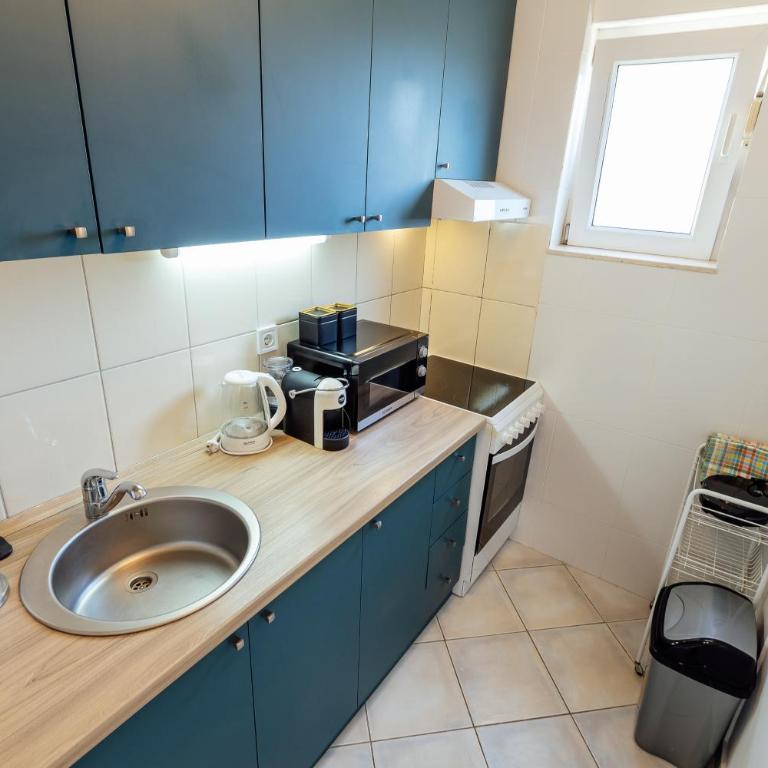What a view! Apartment Herceg Novi - One-Bedroom Apartment with Balcony and Sea View - 17