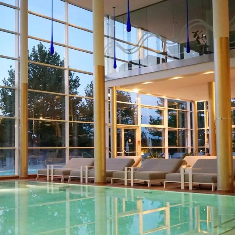 WHIRLPOOL-SUITE AMADEUS - Weitblick - Golf & Wellness - direkter Bademantelgang - ADULTS ONLY - Apartamento de 1 dormitorio - 5