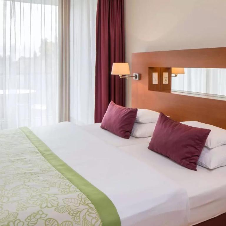 WHIRLPOOL-SUITE AMADEUS - Weitblick - Golf & Wellness - direkter Bademantelgang - ADULTS ONLY - Apartamento de 1 dormitorio - 18