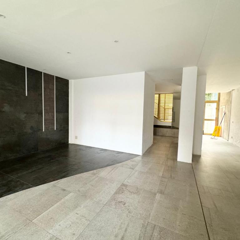 Apartsalou Argenta - One-Bedroom Apartment - 8