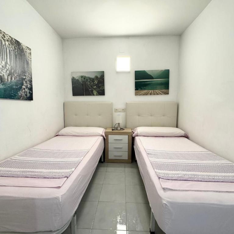Apartsalou Argenta - One-Bedroom Apartment - 4