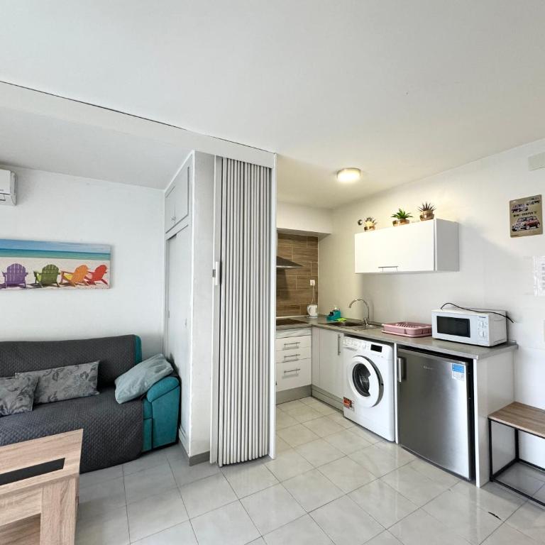 Apartsalou Argenta - One-Bedroom Apartment - 9