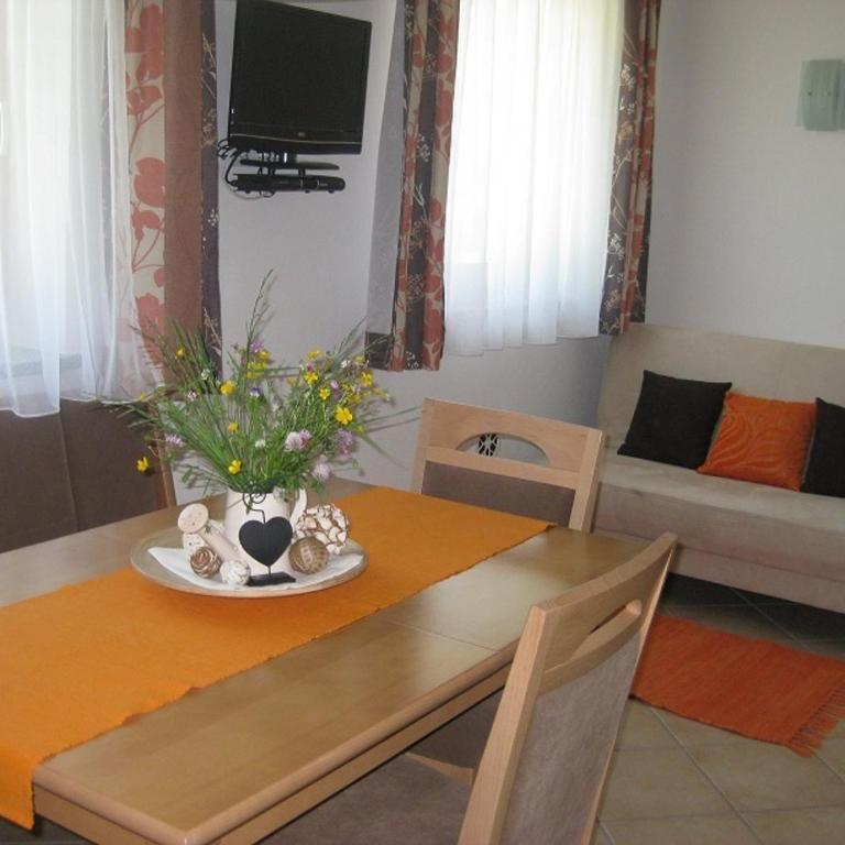 Apartment Galtenberg - Apartment mit 2 Schlafzimmern und Terrasse - 5