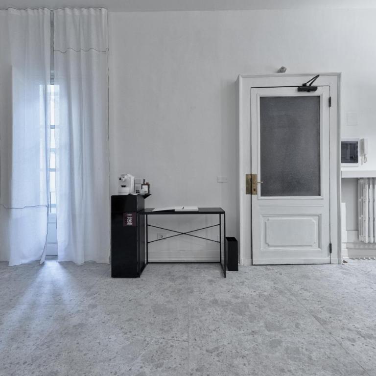 Bligny Zero by Apartments To Art - Camera King Deluxe - 17