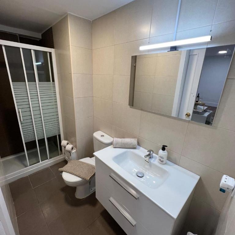 Wanderlust Apartaments Gran Vía - One-Bedroom Apartment with View - 16