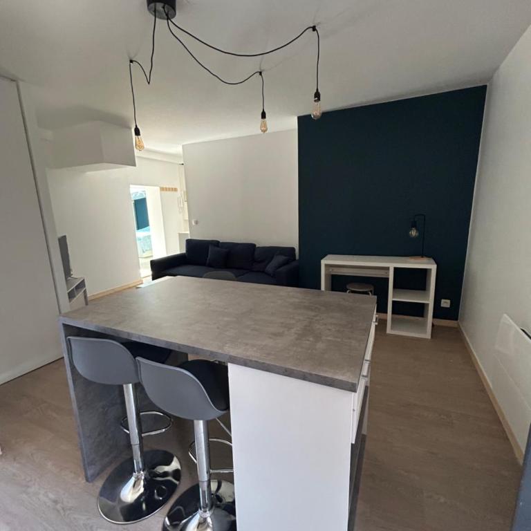 L'immeuble HORME - Au Cœur du Quartier Thermal - Vichy - Two-Bedroom Apartment - 1