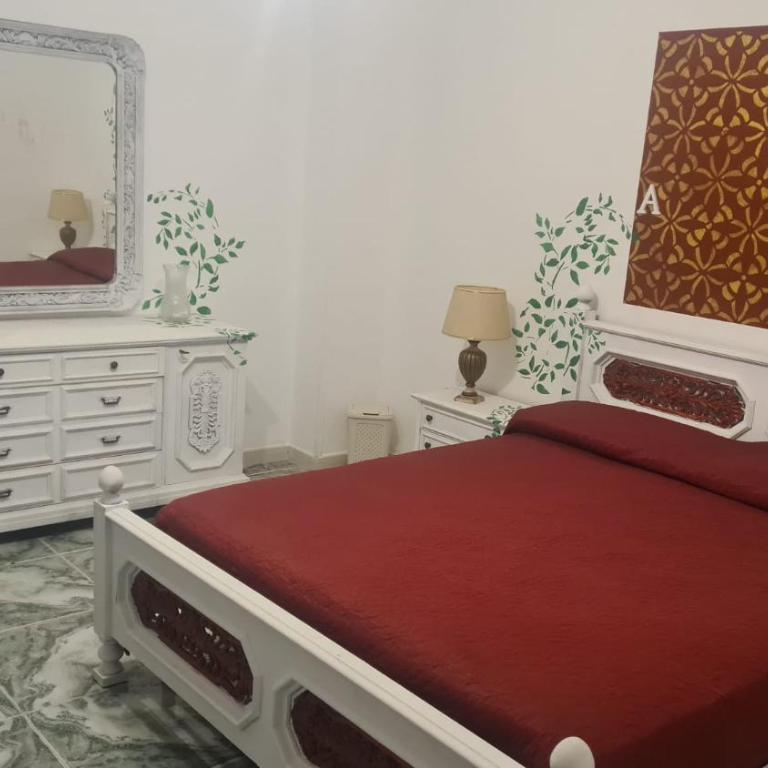 I Sollazzi - Large Double Room - 8