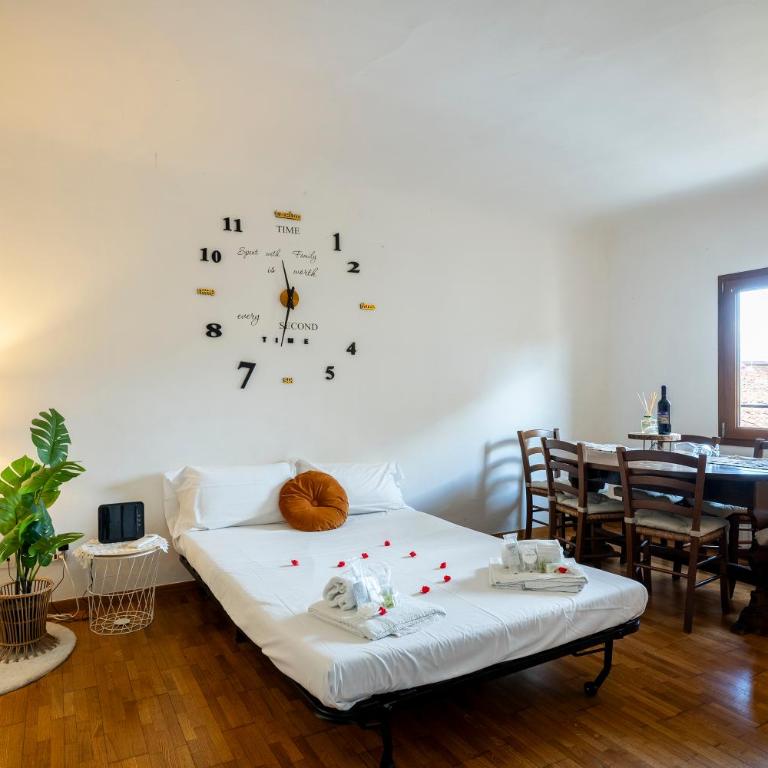Centralissimo Bilocale nel Centro Storico - One-Bedroom Apartment - 4