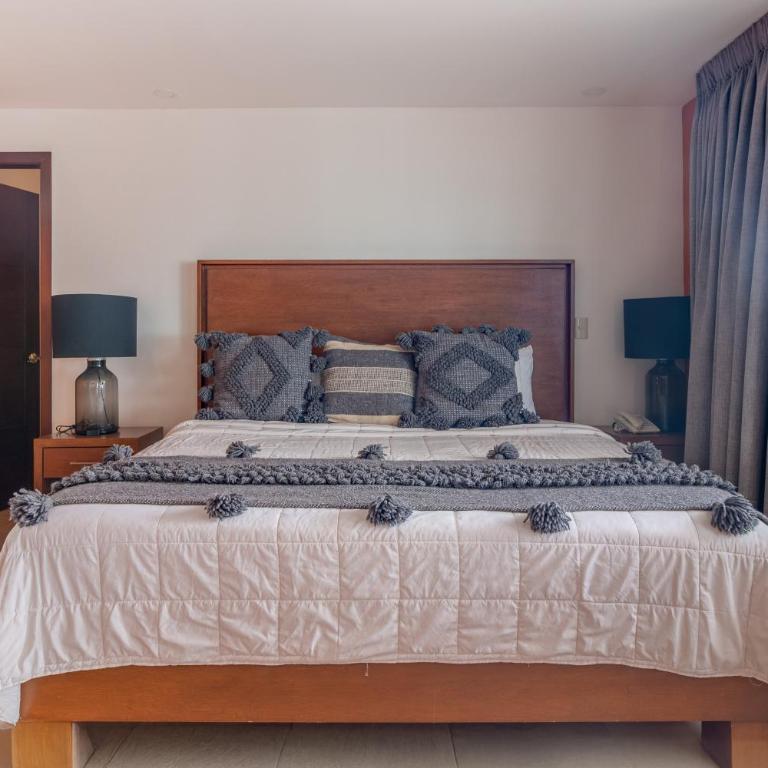 The Paramar Beachfront Boutique Hotel With Breakfast Included - Downtown Malecon - Ático Exclusivo de 2 dormitorios Casa Don Martin con piscina pequeña - 2 camas extragrandes - Frente a la playa - 8