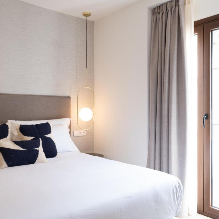 Hotel Cetina Casa de Aguilar - Deluxe Double or Twin Room - 1