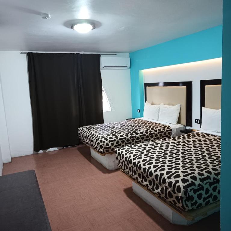 Hotel Essen's - Double Room with Two Double Beds with Lake View - 23