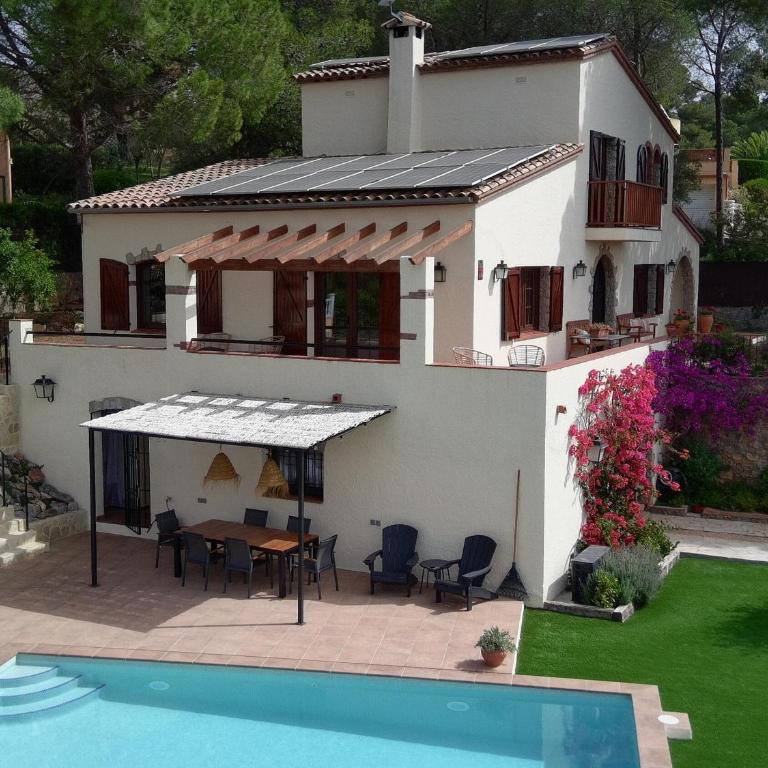 Villa de lujo independiente en L'Estartit con aire acondicionado - ES-323-33 - Vacation Home - 28
