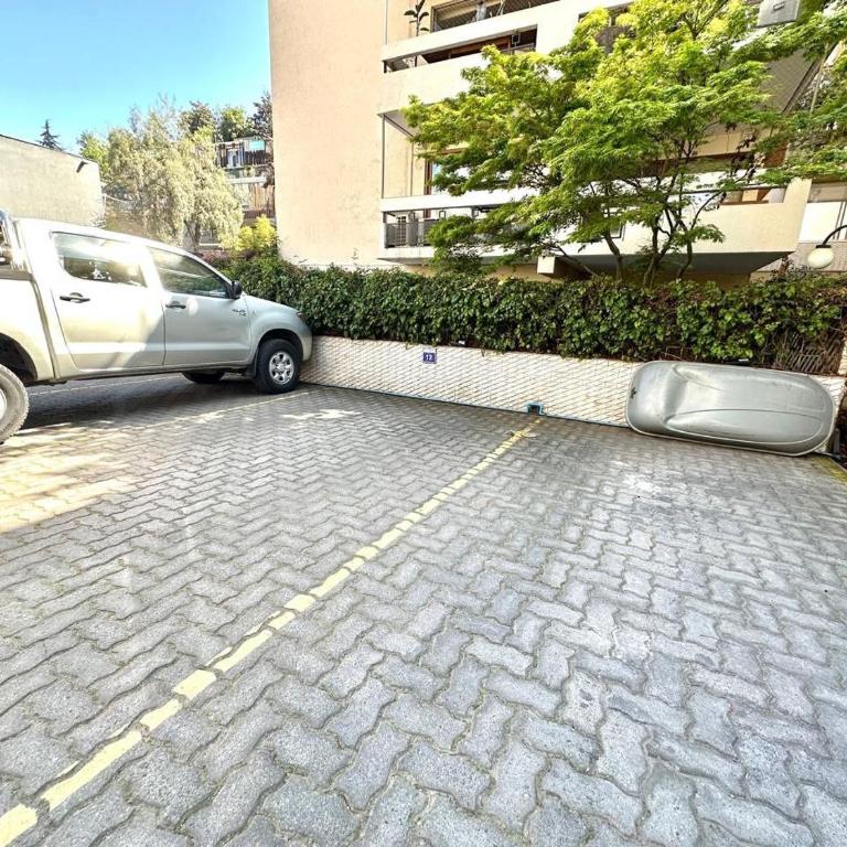 Jardín privado para familias y trabajo - Apartamento - 75