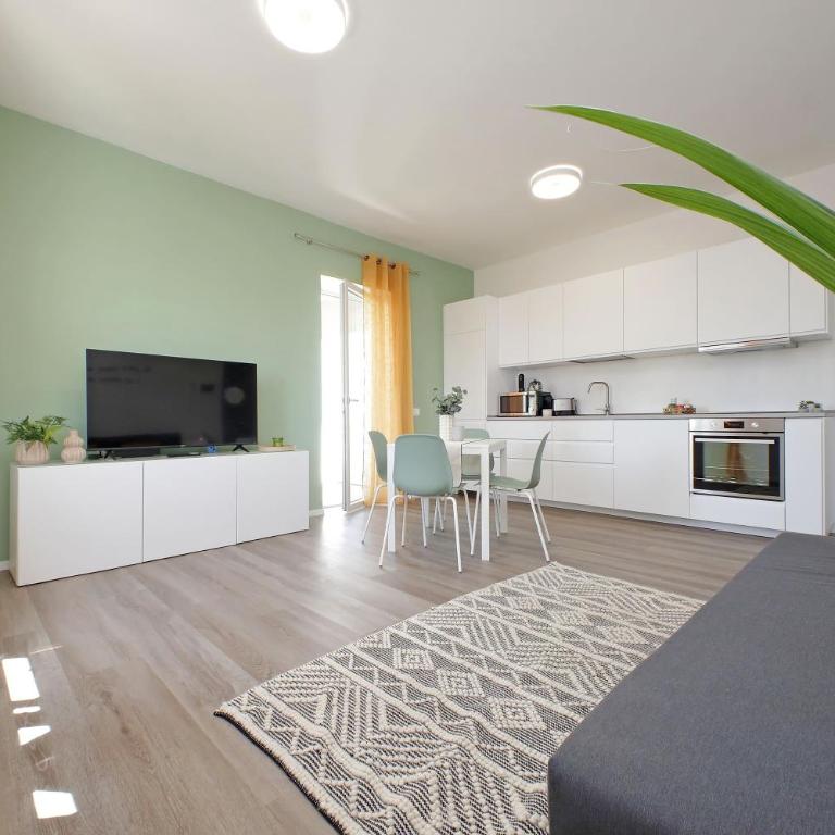 Parcheggio privato - Free Wifi e Self Check-in - Appartamento con 1 Camera da Letto - 4
